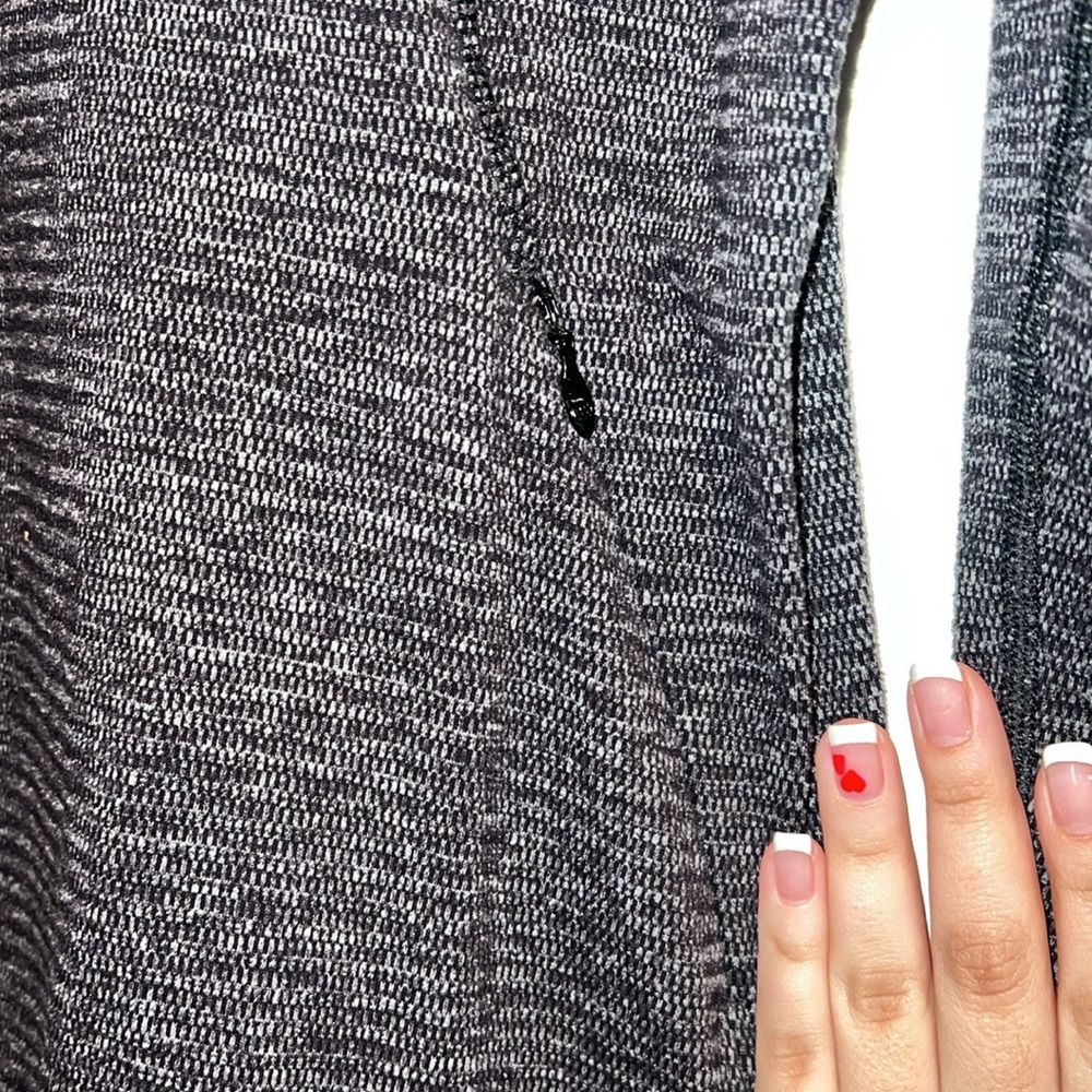 Lululemon jacket - Picture 3 of 6